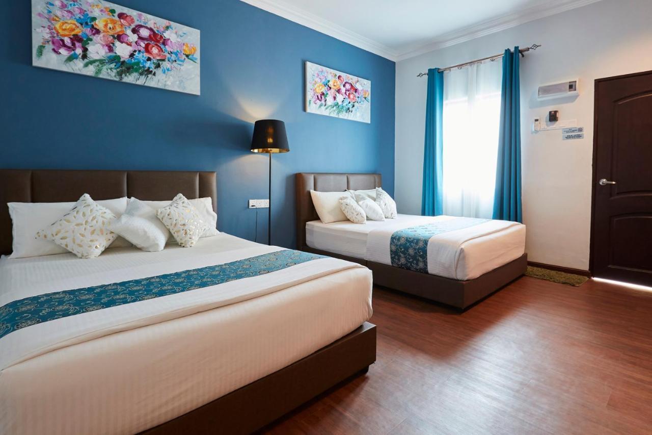 D' Qamar Guesthouse 콴탄 외부 사진