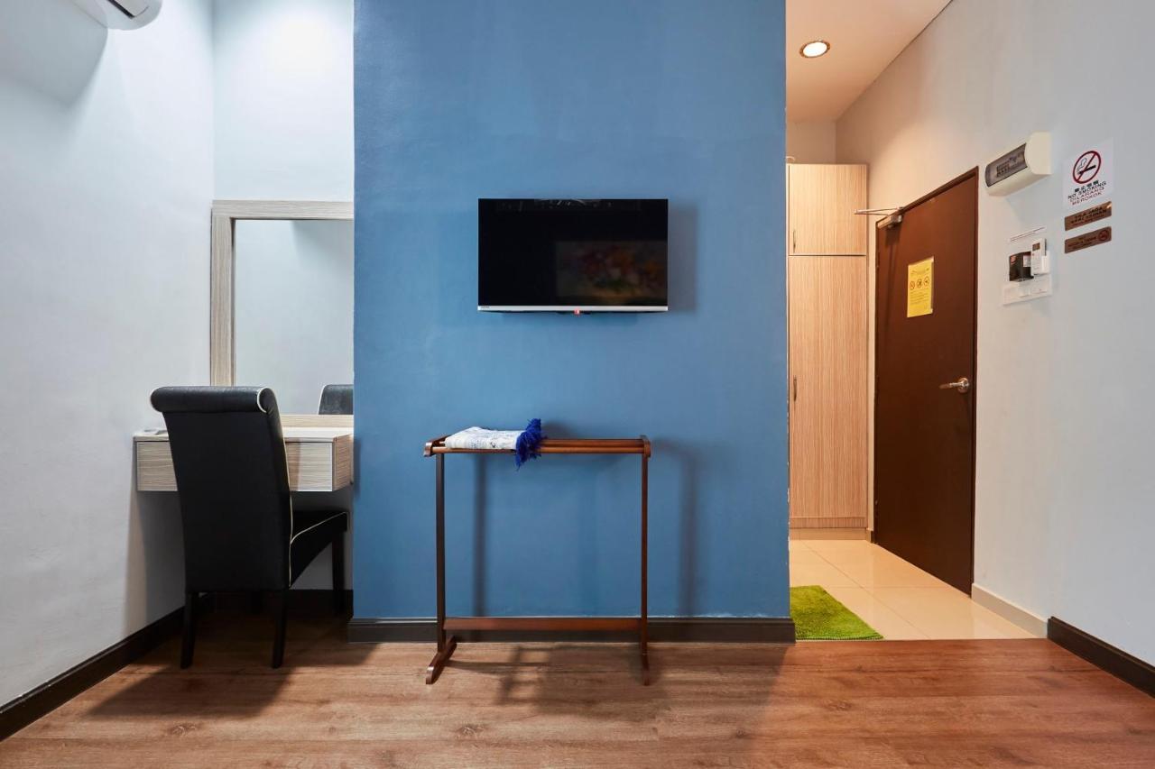 D' Qamar Guesthouse 콴탄 외부 사진